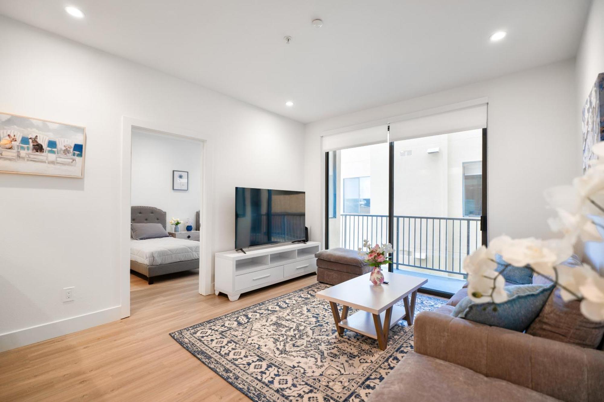 Pacific Pearl 2 Bed With Free Parking In Santa Monica Apartment Los Angeles