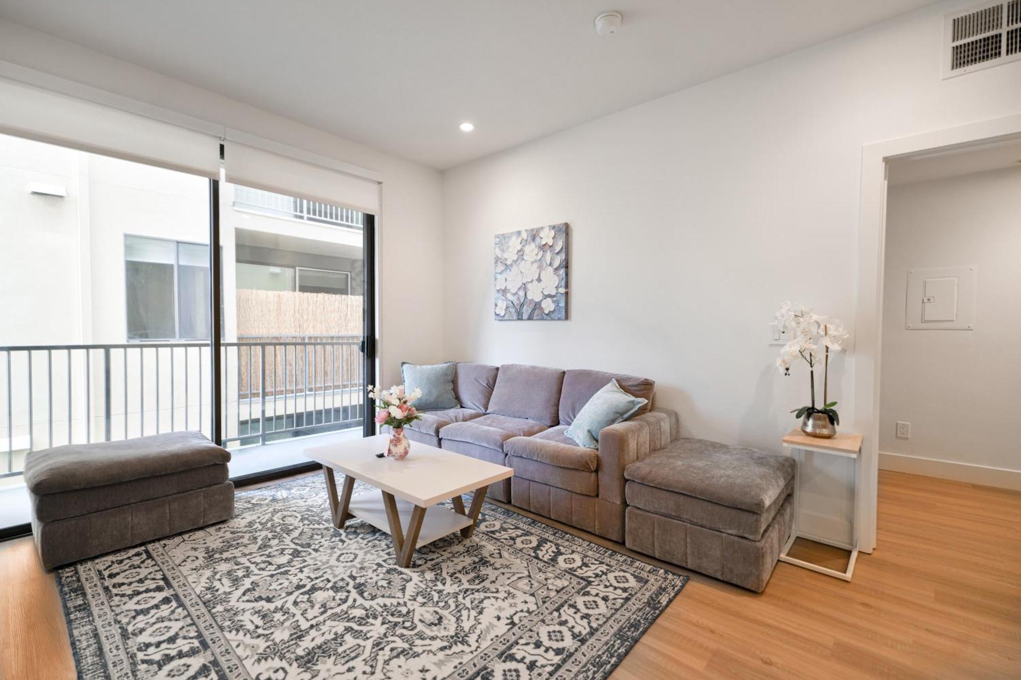 Pacific Pearl 2 Bed With Free Parking In Santa Monica Apartment Los Angeles