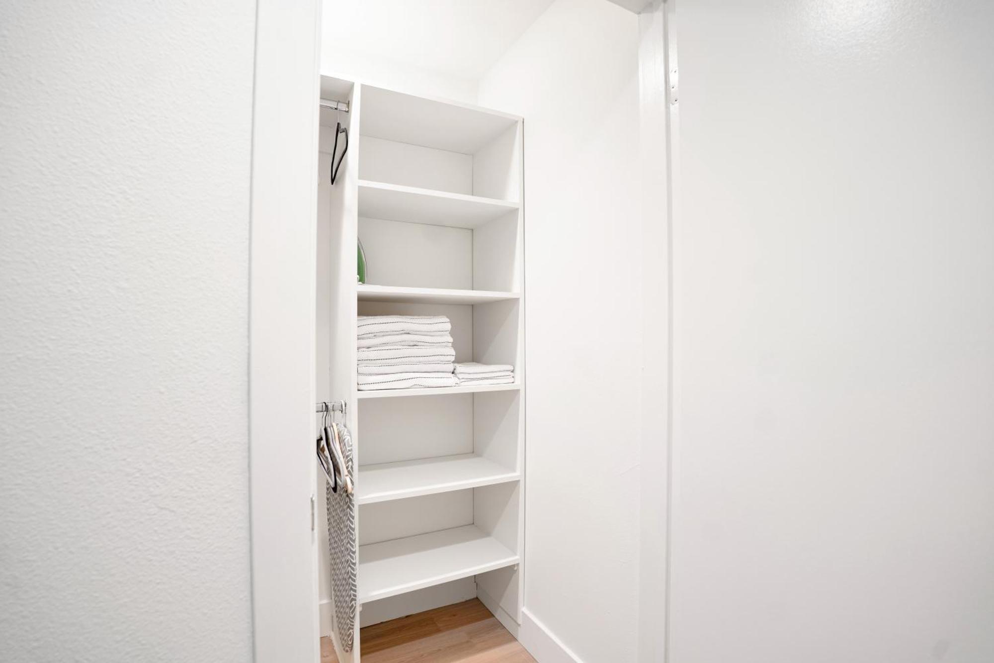 Pacific Pearl 2 Bed With Free Parking In Santa Monica