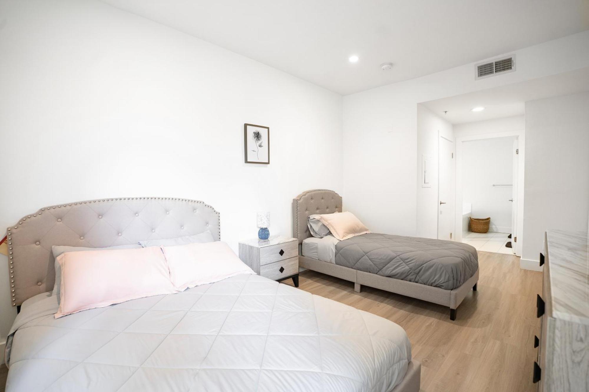Pacific Pearl 2 Bed With Free Parking In Santa Monica Apartment